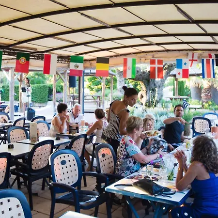 Glamping Frejus 罗克布伦河畔阿尔让